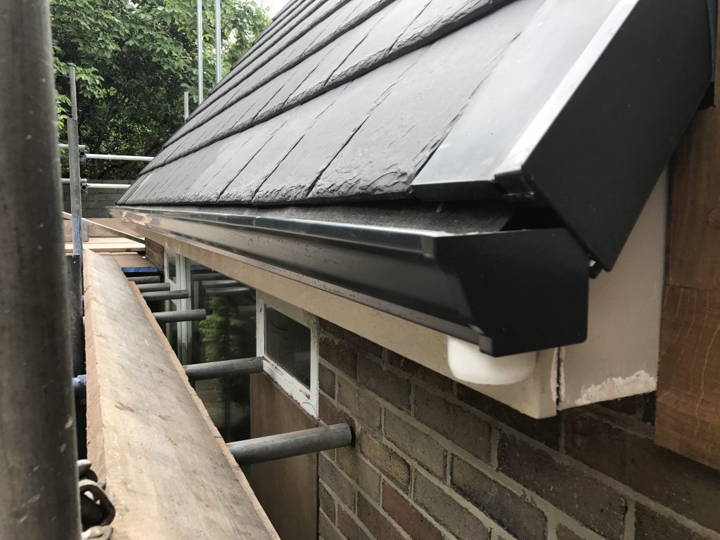 Seamless Grey Aluminium Guttering