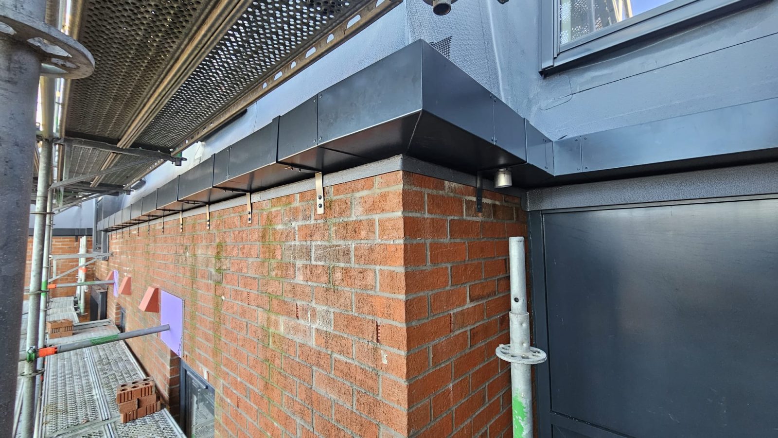 Aluminium Box Guttering